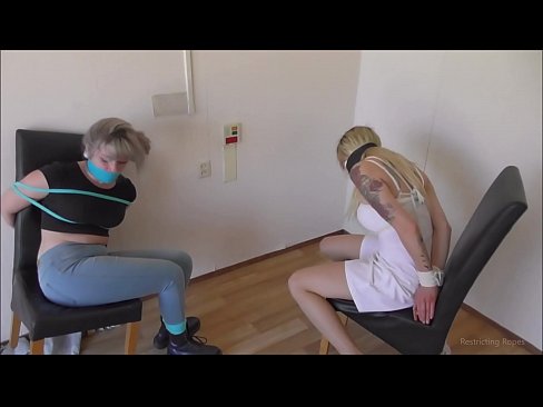 ❤️ Toksomaniulo / ligita kaj buŝoŝtopita / junulino en mizero ️ Seksofilmeto ĉe eo.hellporno-com.ru ❌️